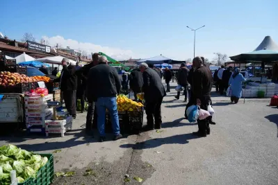 Ağustos Ayında Ticaret Satış Hacminde Yüzde 0,6 Oranında Artış Kaydedildi