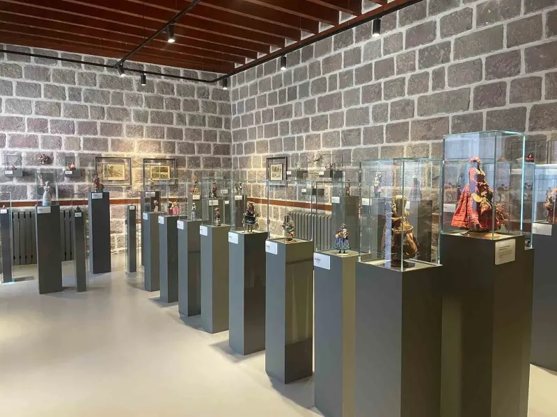 Ankara Altındağ'da Kurulan Türkiye'nin İlk Anne Müzesi Ziyaretçilerine Duygusal Anlar Yaşatıyor