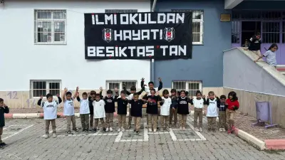 Beşiktaş Taraftarlarından Niğde'de Öğrencilere Anlamlı Destek