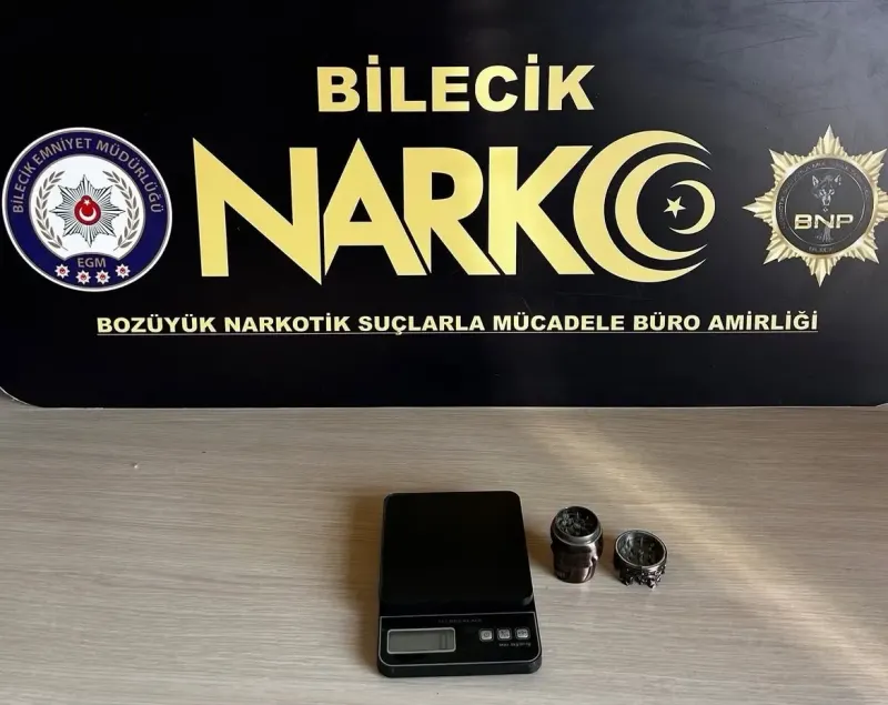 Bilecik'te Uyuşturucu Soruşturmasında Telefon İncelemesi Üç Şüpheliyi Yakalattı