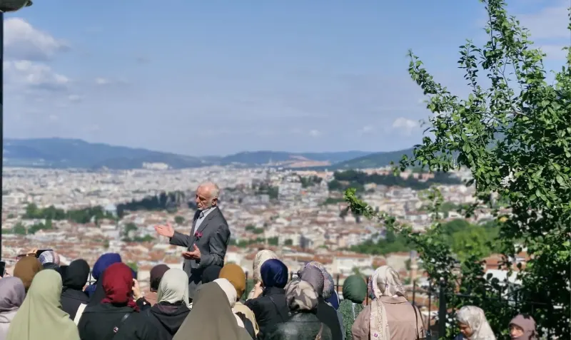 Bursa'nın Manevi Mirası İçin Tarihi Ve Tasavvufi Gezi Düzenlendi