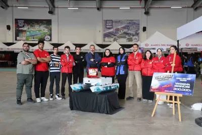 Elazığ Gençlik Merkezi Öğrencilerinden TEKNOFEST’te Büyük Başarı