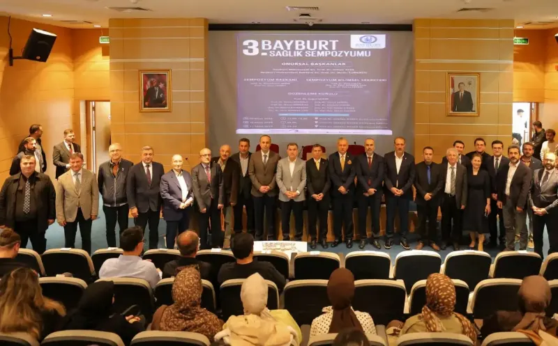 Bayburt Üniversitesinde Düzenlenen 3. Sağlık Sempozyumu Tamamlandı