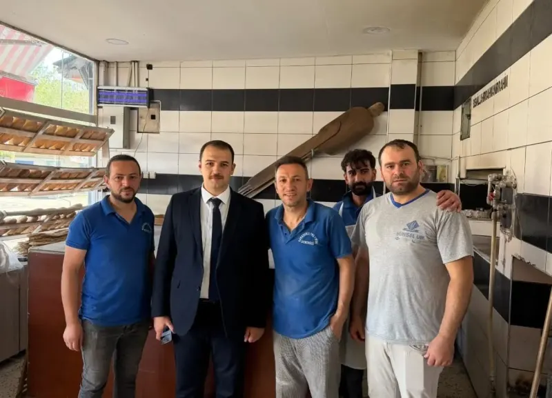 Bayburt'un İlçelerinde Kaymakamlar Vatandaş Ve Esnafla Buluştu