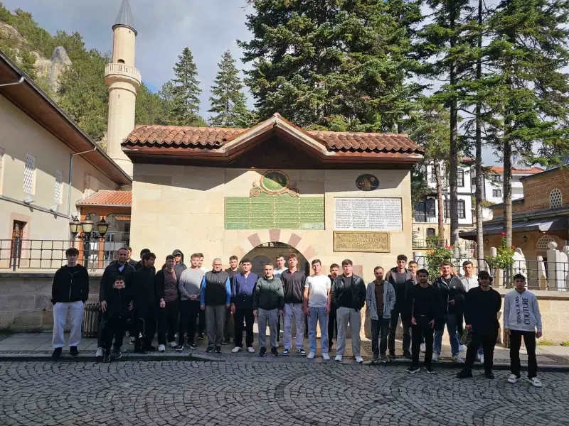 İhlas Vakfı Sıla Erkek Öğrenci Yurdu Öğrencileri Kastamonu'yu Gezdi