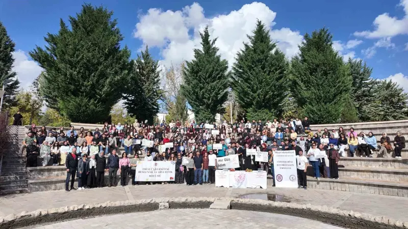 Elazığ'da Toplumsal Farkındalık İçin Sağlıklı Yaşam Yürüyüşü Düzenlendi