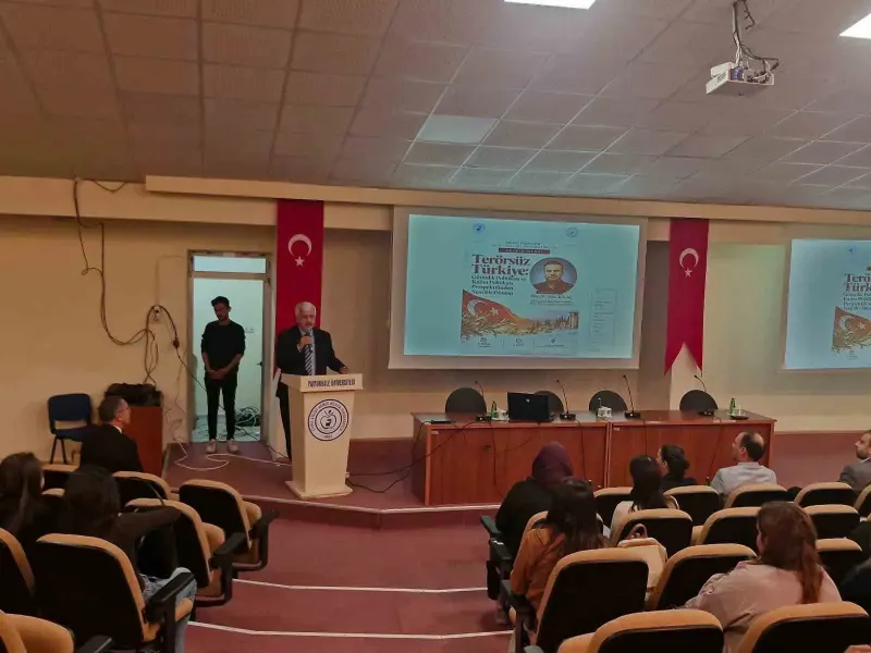 Çivril Ziraat Fakültesinde Yeni Eğitim Yılı Terörsüz Türkiye Dersiyle Açıldı