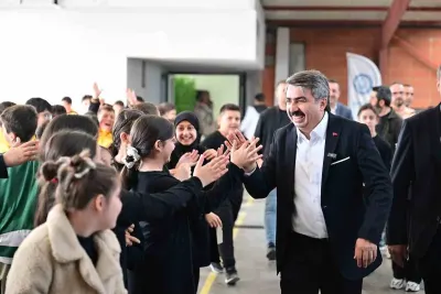 Yıldırım Belediye Başkanı Yılmaz’dan Öğrencilere Yakın Markaj
