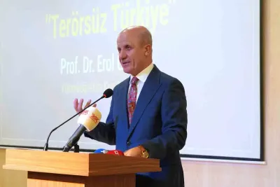 YÖK Başkanı Erol Özvar’dan Üniversitelere Çoktan Seçmeli Sınav ve Yapay Zeka Uyarısı