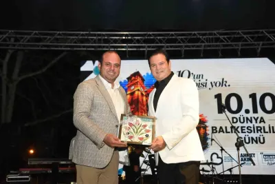 Balıkesir'de 10.10 Dünya Balıkesirliler Günü Coşkulu Kutlamalara Sahne Oldu
