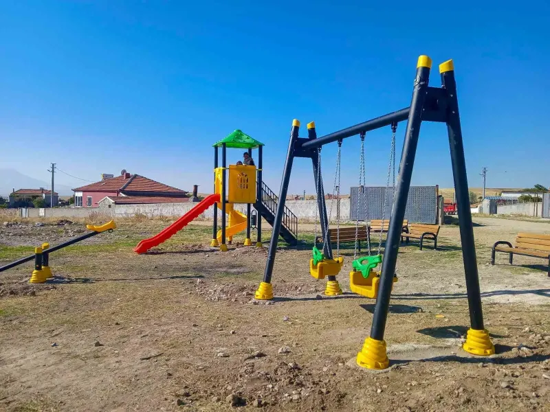 Aksaray Genelinde On Üç Köye Oyun Grubu Ve Sosyal Donatı Kuruldu