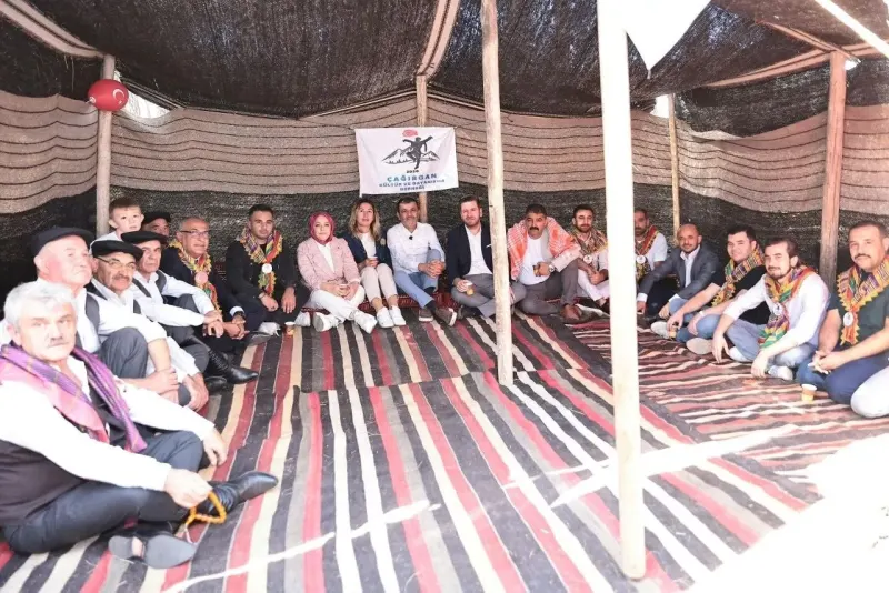 Denizli’de Düzenlenen Yörük Toyu Binlerce Vatandaşı Buluşturdu
