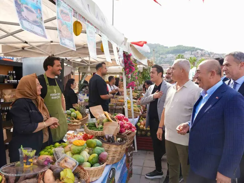 Uluslararası Alanya Tropikal Meyve Festivali Kapılarını Dünyaya Açtı