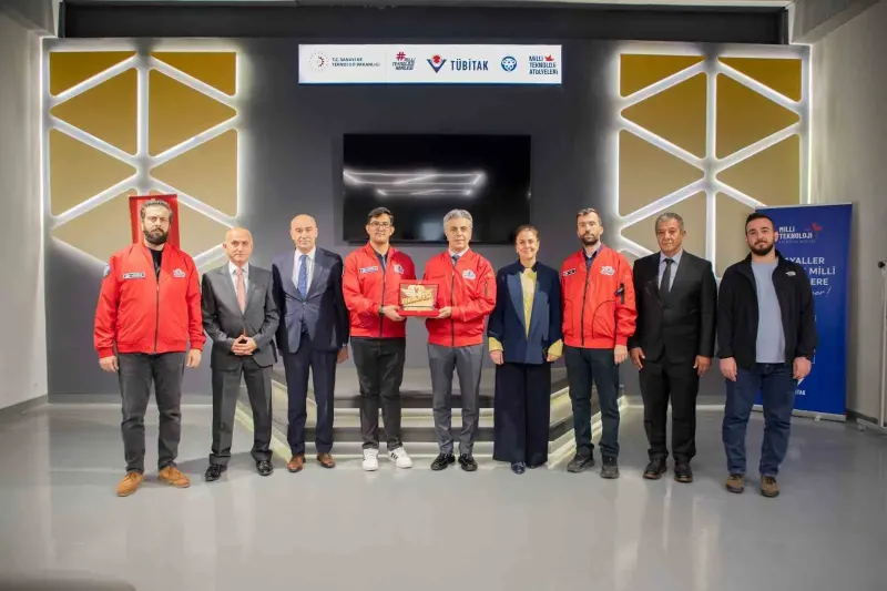 Erzincan Binali Yıldırım Üniversitesi Öğrencisi TEKNOFEST'te Birincilik Elde Etti