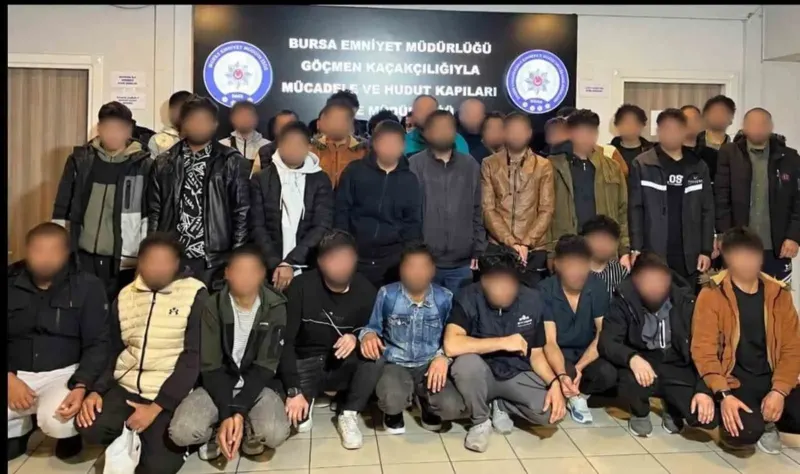 Bursa Merkezli Göçmen Kaçakçılığı Operasyonunda On Bir Şüpheli Gözaltına Alındı