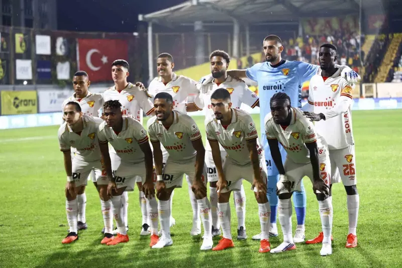 Trendyol Süper Lig'de Eyüpspor Karşısında Göztepe İlk Dakikalarda Üstünlüğü Ele Geçirdi