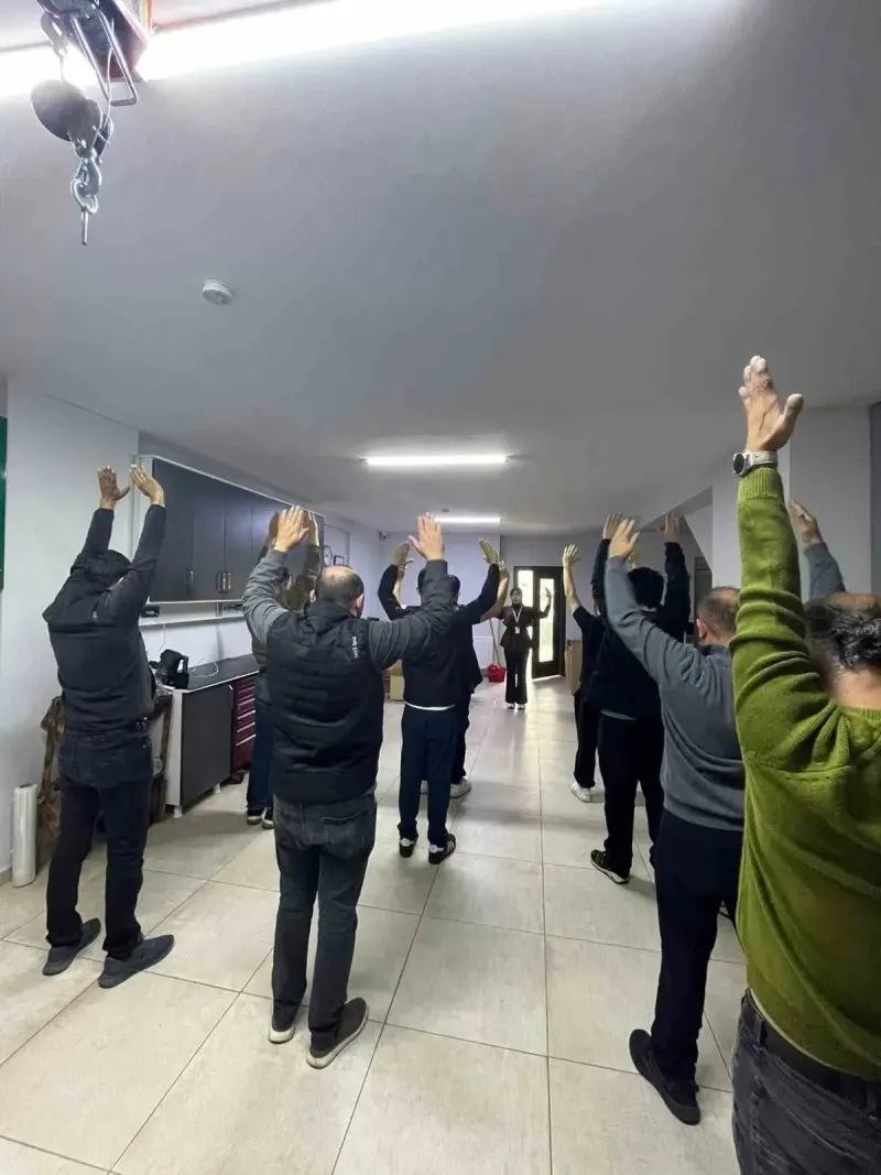 Düzce'de Esnafa Fiziksel Aktivite Eğitimi Ve Sabah Sporu