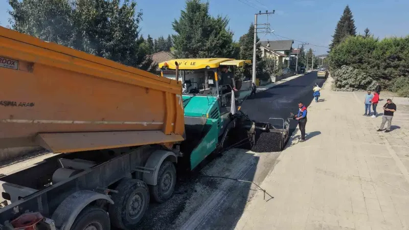 Düzce Belediyesi Şıralık Mahallesi'nde Asfalt Hazırlıklarını Tamamladı