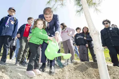 İzmir Büyükşehir Belediyesi Hafriyat Toprağını Kontrollü Yönetiyor ve Doğaya Kazandırıyor