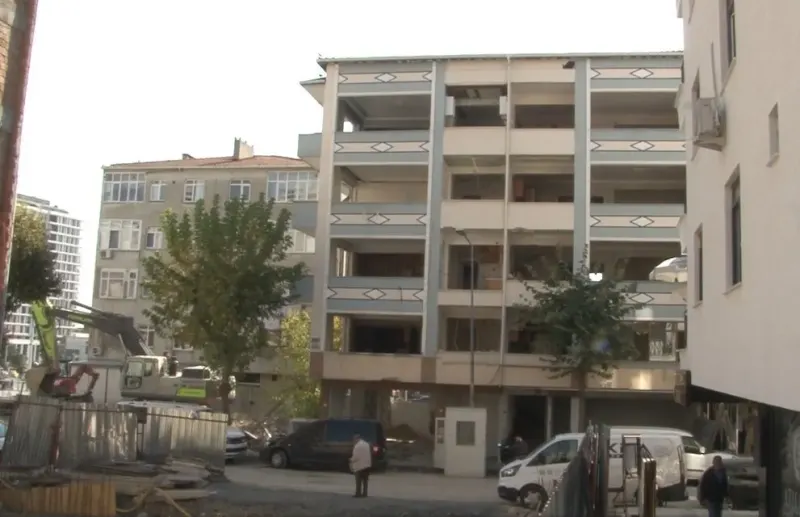 Güngören de Kentsel Dönüşüm Çıkmazı Yıkılan Binalar Yapılmıyor
