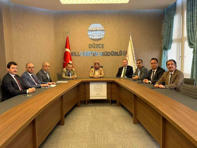 Düzce'de Taşımalı Eğitim Süreçleri İl Değerlendirme Toplantısı'nda Görüşüldü