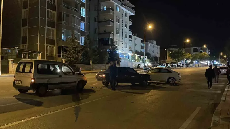Karaman'da İki Ayrı Kazada İki Kişi Yaralandı