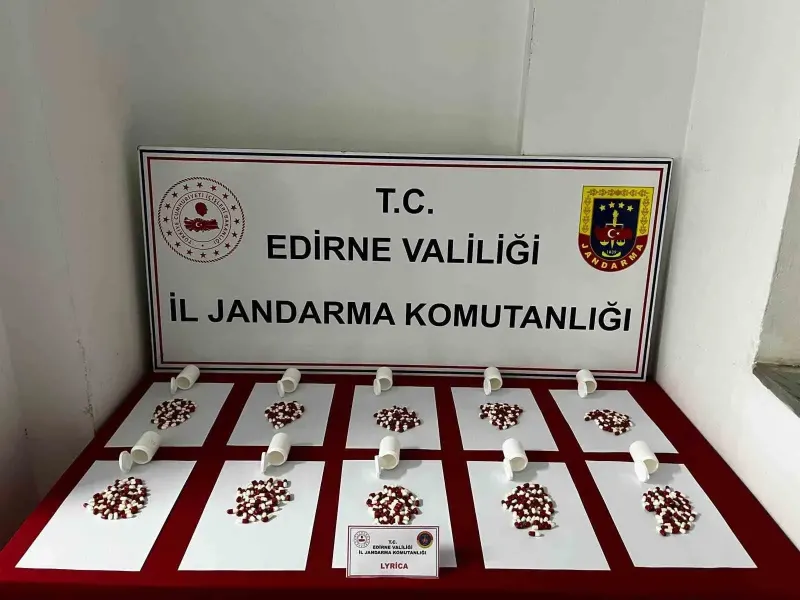 Edirne Uzunköprü'de Düzenlenen Operasyonda Yüzlerce Hap Yakalandı