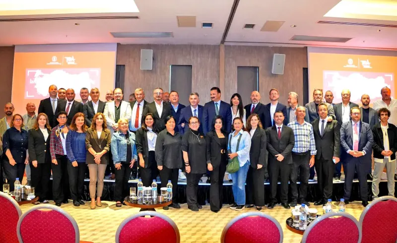 İzmir Turizminin Dijital Dönüşümü ve Yeni Hedefleri Çeşme'de Görüşüldü