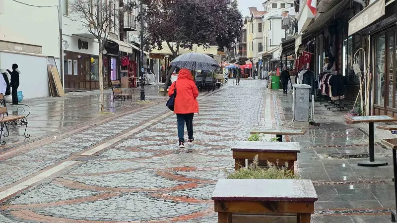 Edirne'de Sonbahar Yağmurları Etkili Olmaya Başladı