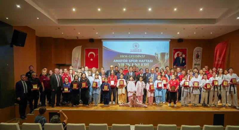 Bolu'da Amatör Spor Haftası Kapsamında Başarılı Sporcular Ödüllendirildi