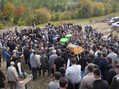 Kastamonu Taşköprü'deki Silahlı Kavgada Hayatını Kaybeden Aynı Aileden 4 Kişi Defnedildi
