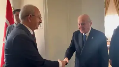 Meclis'te Sürpriz Zirve: Kemal Kılıçdaroğlu ve Devlet Bahçeli Bir Araya Geldi