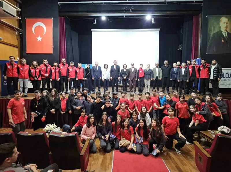 Gölcükte Afet Risklerini Azaltma Paneli Gerçekleştirildi