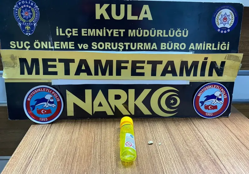 Manisa Kula İlçesinde Aranan Şahıslar Ve Uyuşturucu Operasyonu
